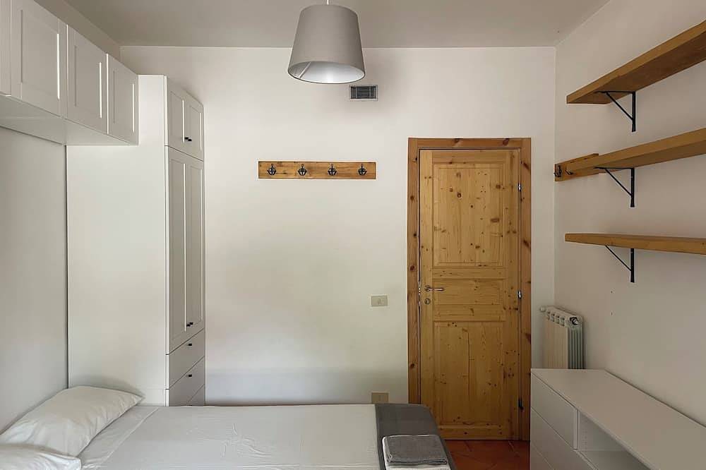 Villa mit großer Terrasse, Garten und Traumblick in Trevignano Romano, Braccianosee