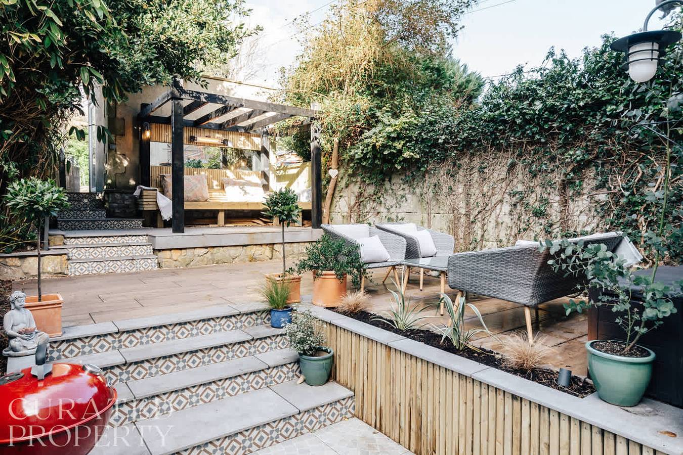 Central Townhouse with Garden & Free Parking in Bath, Bath & North East Somerset