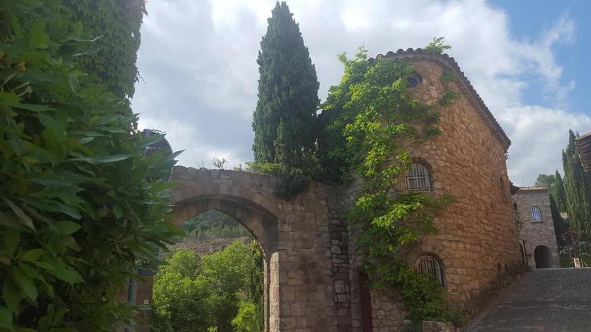 Chambre d’hôte pour 2 personnes, avec Terrasse ainsi que Jardin et Vue à Les Arcs (Var)