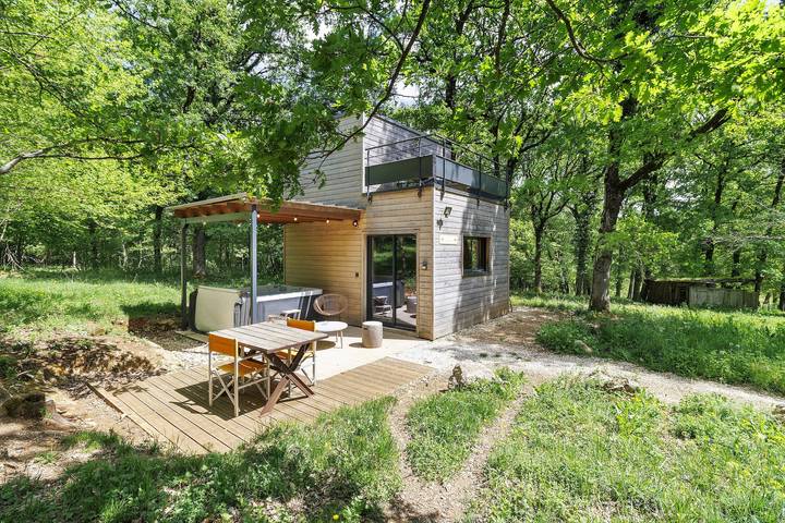 Location de vacances pour 4 personnes, avec Jacuzzi et Jardin dans Jayac, Périgord Noir