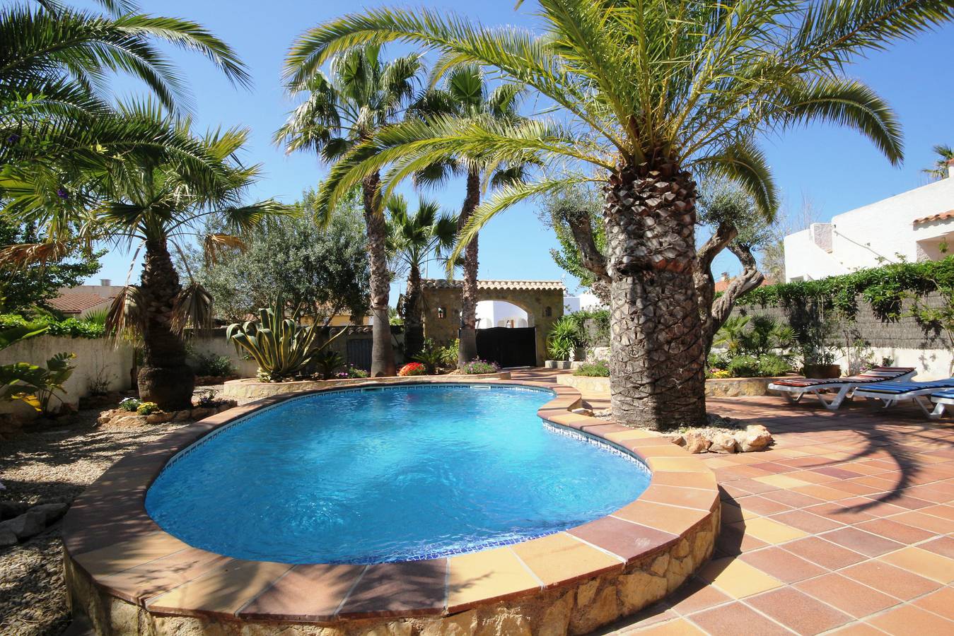 "Pedro“@Marisol: 270m zum Strand, Privat-Pool, A/C, Wifi, Hundestrand in Riumar, Delta de l'Ebre