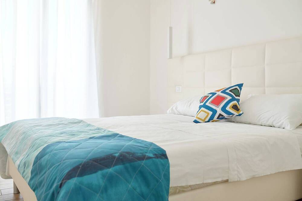 Apartamento entero, Nuevo en Jesolo con piscina, cerca del mar. Apartamento 6 in Lido di Jesolo, Jesolo