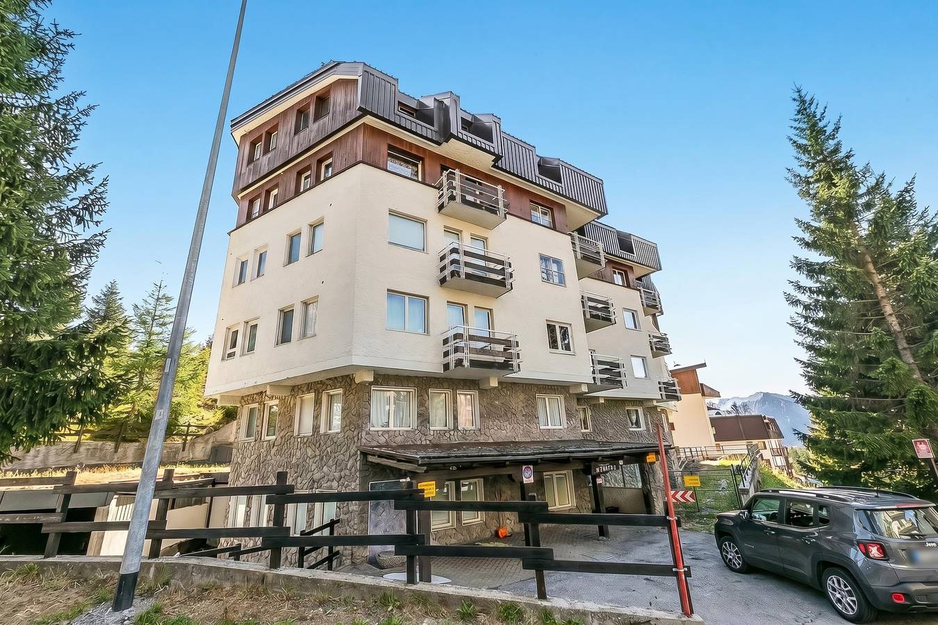 Apartamento entero, Encantador apartamento cerca de la estación de esquí y de los restaurantes de Sestriere in Sestriere, Via Lattea