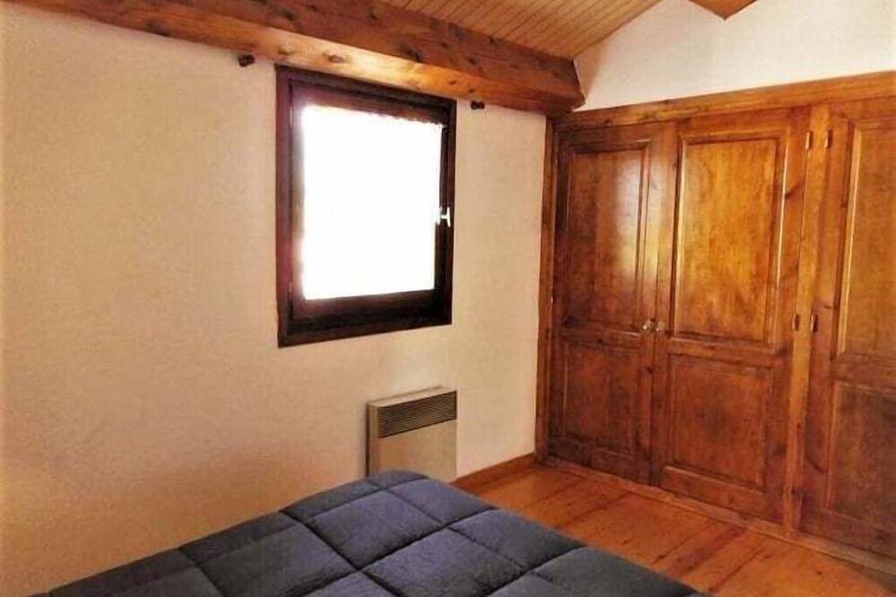 Appartement entier, Duplex 2 ch. 6 Pers. Cheminée, Vues, Lave-vaisselle et Lave-linge in Bourg-Madame, Parc naturel régional des Pyrénées catalanes