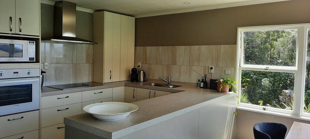 Holiday home for 12 people, with balcony and garden in Canterbury (NZ)