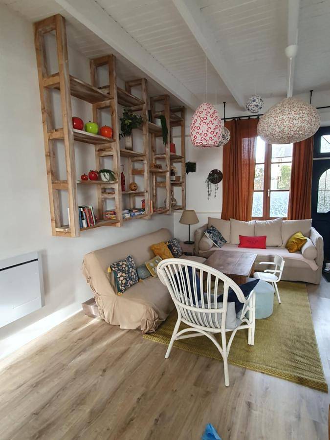 Location de vacances pour 6 personnes, avec jardin à Guerlesquin - 2