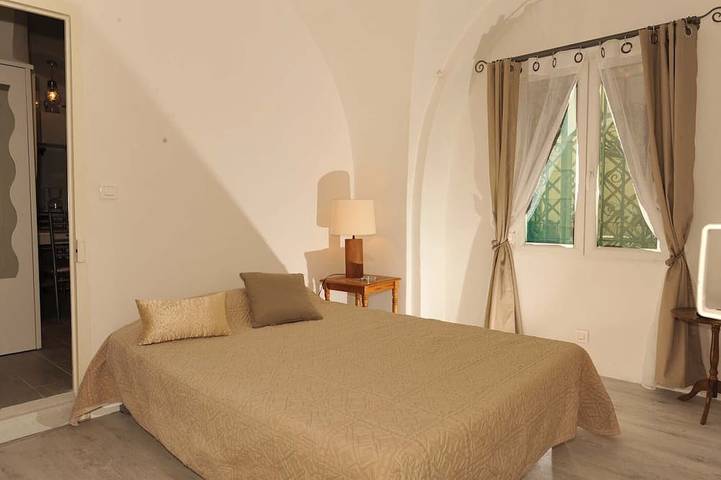 Gîte pour 2 personnes, avec terrasse dans Opera De Nice - 2