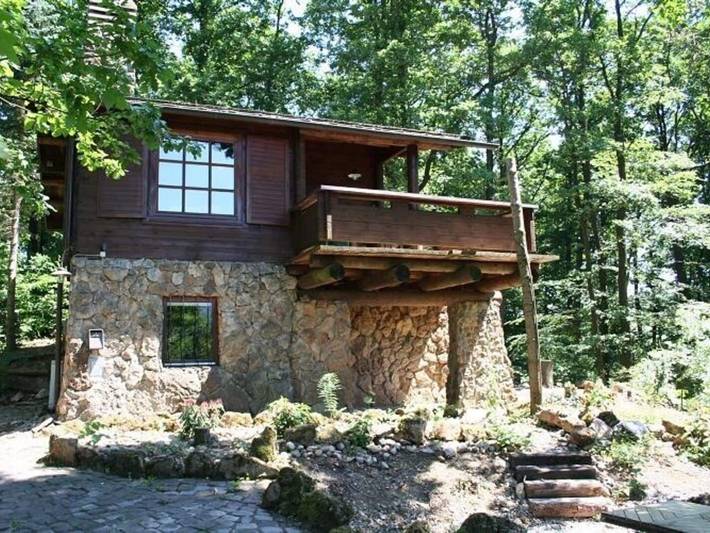 Ferienhaus für 6 Personen, mit Balkon und Terrasse sowie Garten in die Mittelgebirge