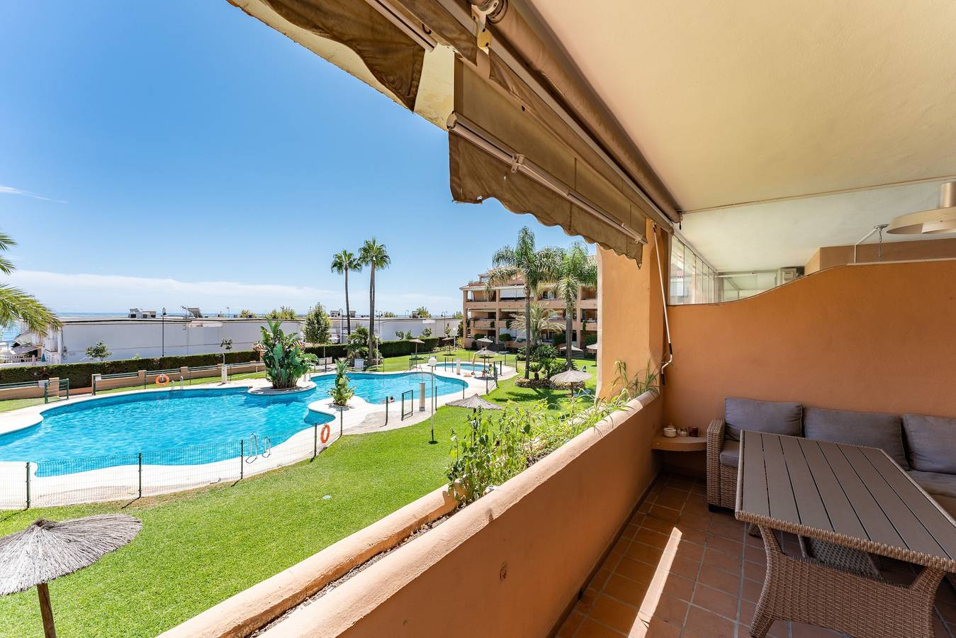 Ganze Wohnung, Apartment '224 Seaview Apartment La Cala De Mijas' mit Meerblick, Wlan und Klimaanlage. in La Cala de Mijas, Mijas