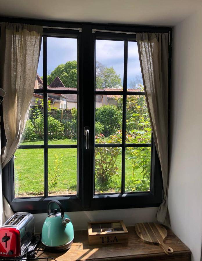 Location de vacances pour 2 personnes, avec vue et jardin à Couchey - 4