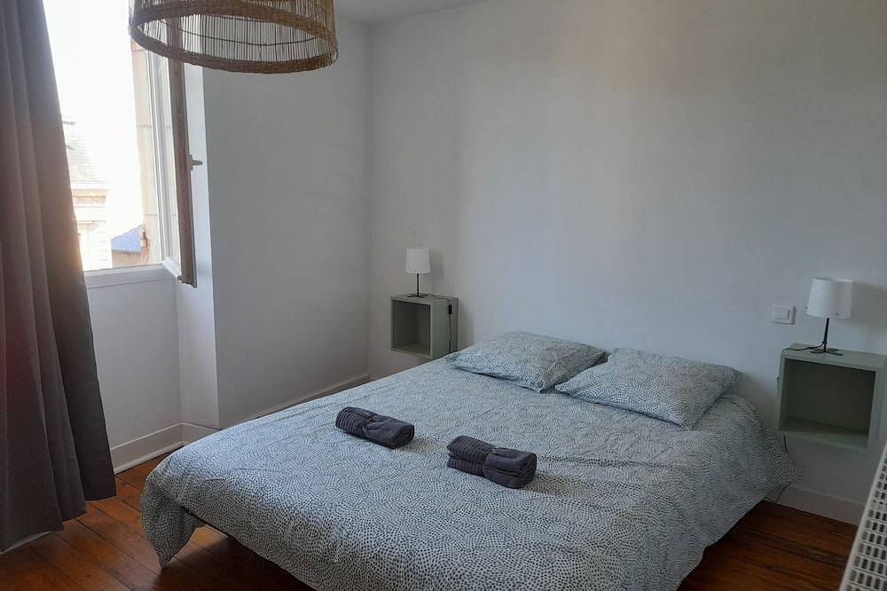 Entire apartment, Charmant Appartement Brive Centre in Brive-la-Gaillarde, Brive-la-Gaillarde region