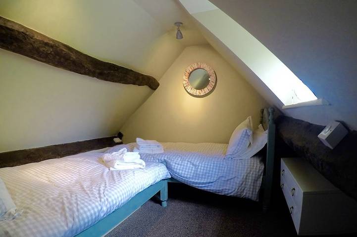 Impresionante grado Ii Cottage en Vineyard Street en el corazón de Winchcombe in Winchcombe, Gloucestershire