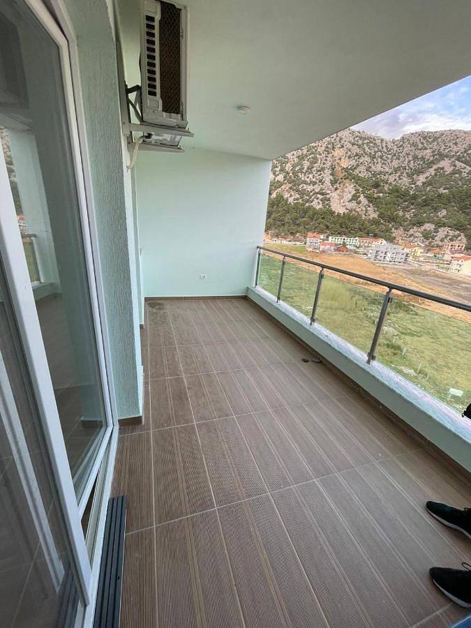 Gîte pour 5 personnes, avec vue et jardin ainsi que piscine et bassin pour enfant dans Lezhë - 4