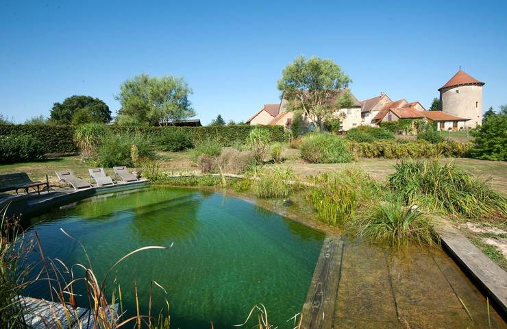 Gîte pour 4 personnes, avec piscine et jardin, animaux acceptés
