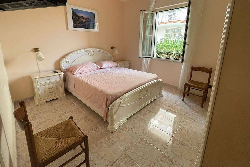 Apartamento entero, Apartment 10 m from the sea Maiori - Casa da zia Lena in Maiori, Costa Amalfitana