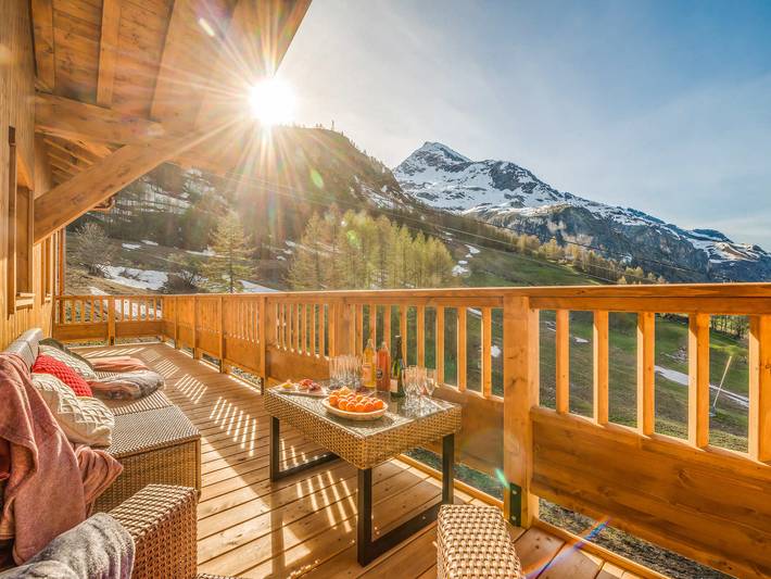 Appartement de vacances pour 10 personnes, avec Balcon et Jacuzzi ainsi que Piscine et Sauna à Tignes