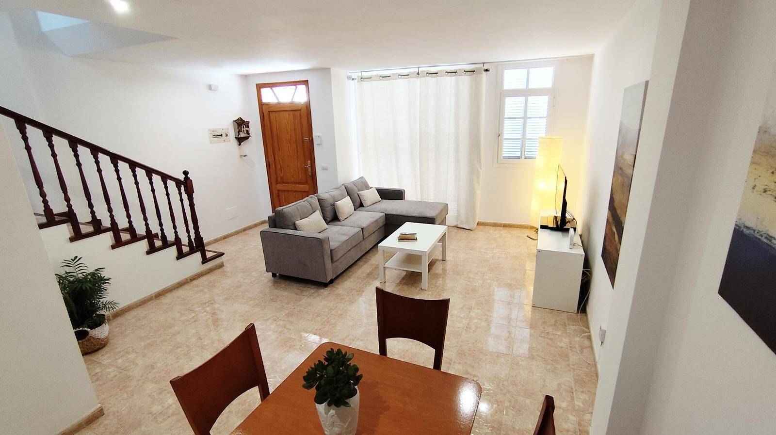 Entire apartment, Holiday Apartment 'La Bella Casa' with Private Terrace and Wi-Fi in Las Dehesas, Puerto de la Cruz