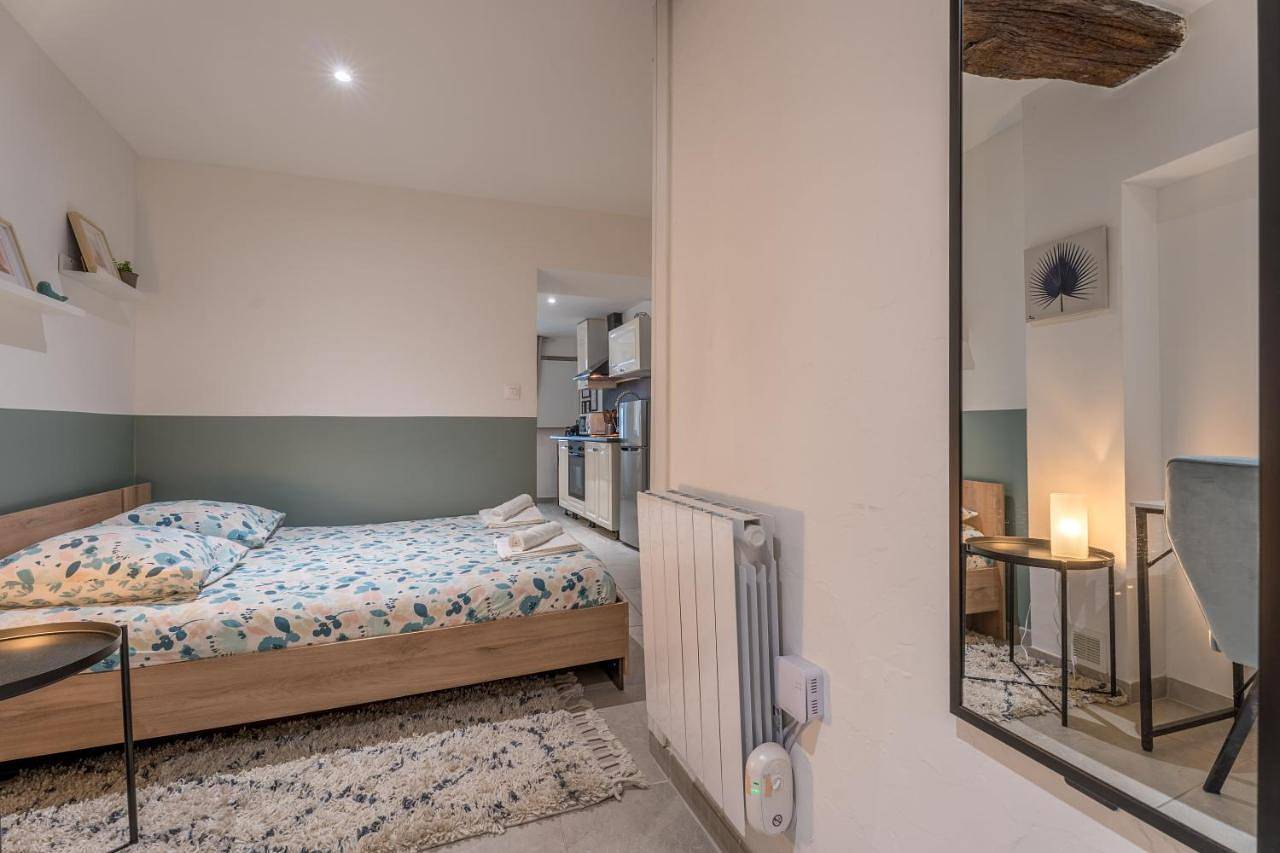 Appartement entier, One-Bedroom Apartment in Chasselay, Lyon et ses environs