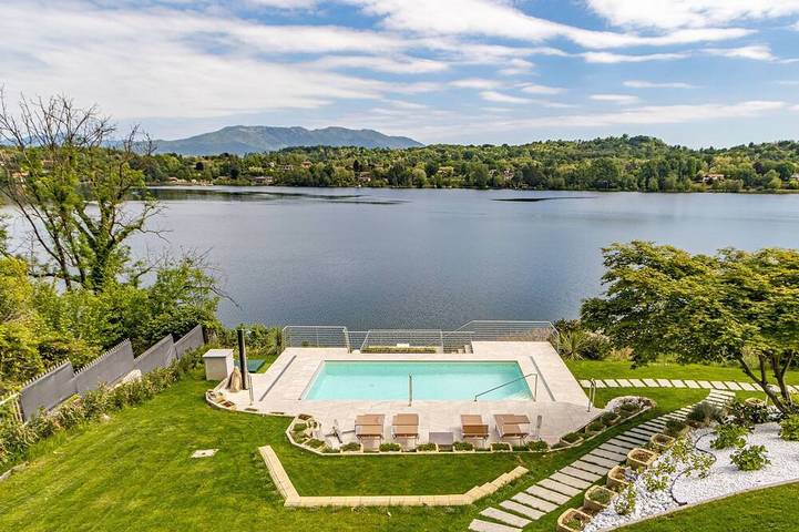 Villa für 8 Personen, mit Sauna und Balkon sowie Garten - 1