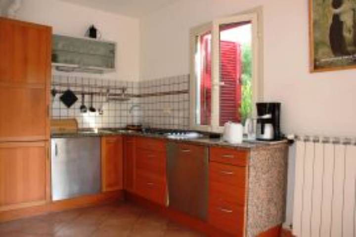 Bungalow für 4 Personen, mit Garten und Seeblick in Latium - 3