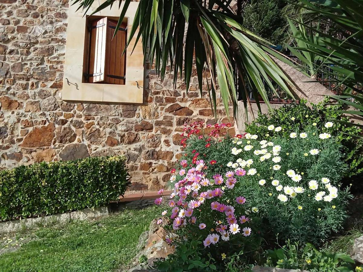 Six-Bedroom House in Sopuerta, Vizcaya