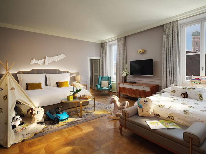 Hotel für 4 Personen, mit Pool und Terrasse sowie Sauna in München - 4