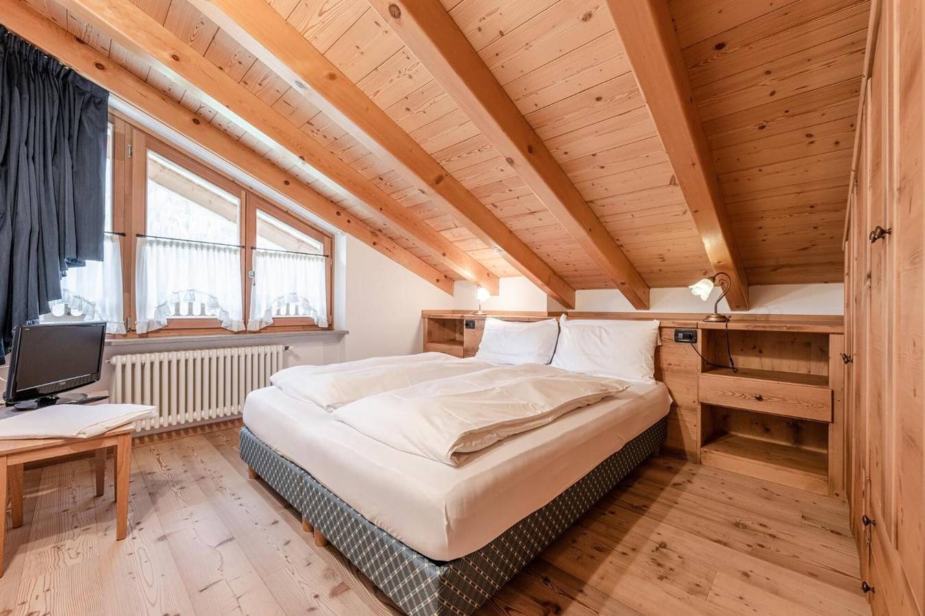 Appartamento intero, Appartamento 'Maso Margherita - Brögli' con Vista Montagna, Balcone e Wi-Fi in Almazzago, Alpi dell'Adamello e della Presanella