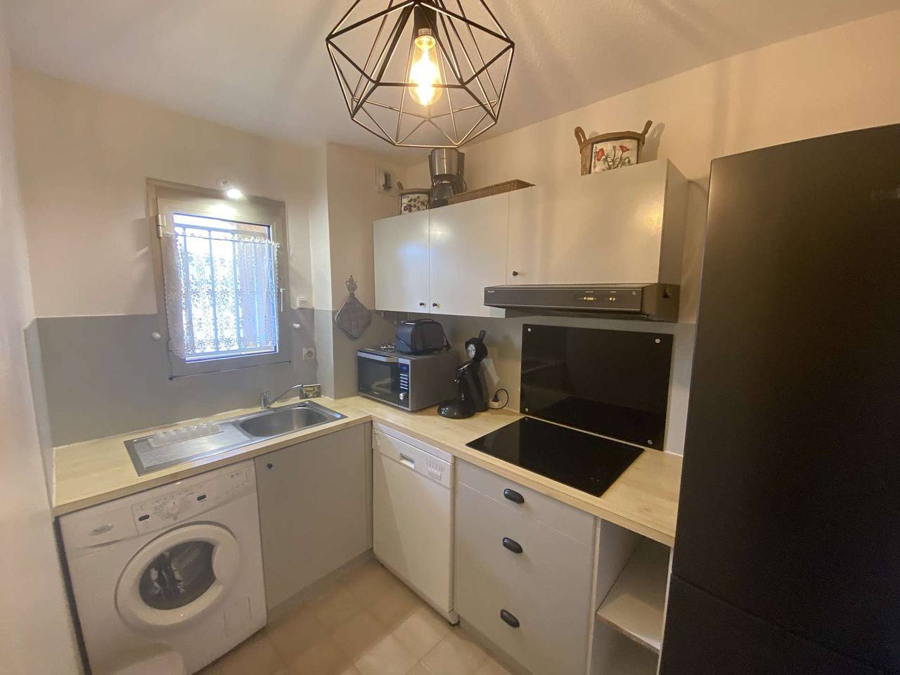 Entire apartment, Luxury Apartment with Pool & Terrace, Close to Beach - Sainte Maxime in Sainte-Maxime, Draguignan region