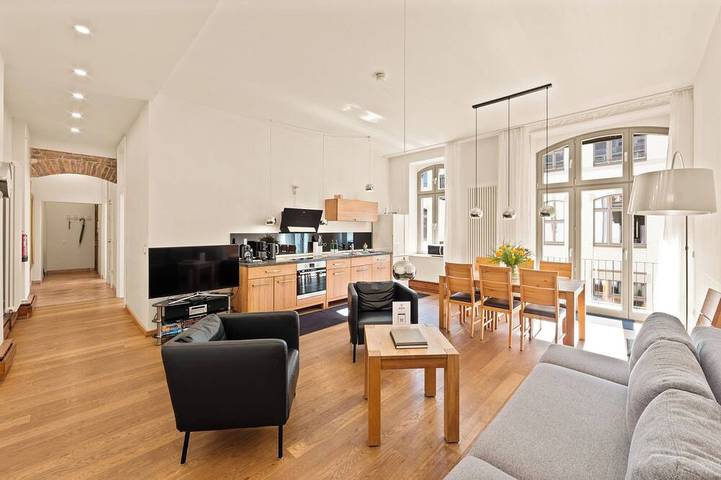 Ferienwohnung für 6 Personen, mit Balkon in Kreuzberg Berlin