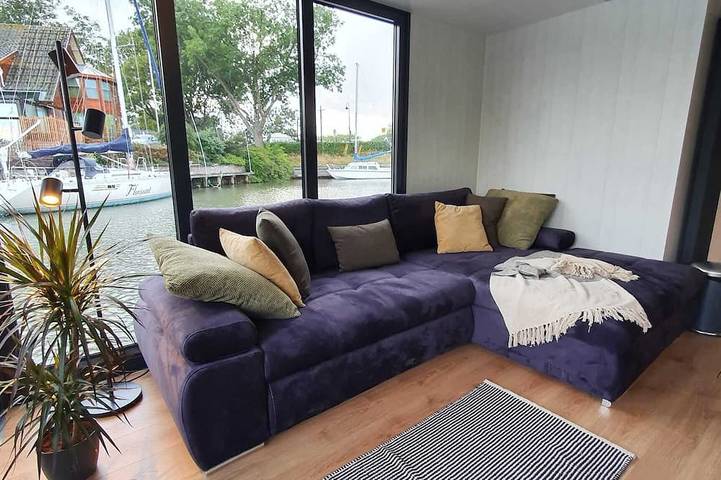 Péniche pour 4 personnes, avec Balcon dans Monnickendam
