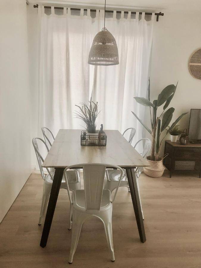 Appartement entier, Three-Bedroom Apartment in Monzón, Province de Huesca