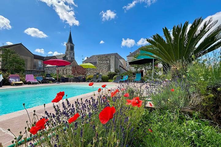 Gîte pour 12 personnes, avec jardin