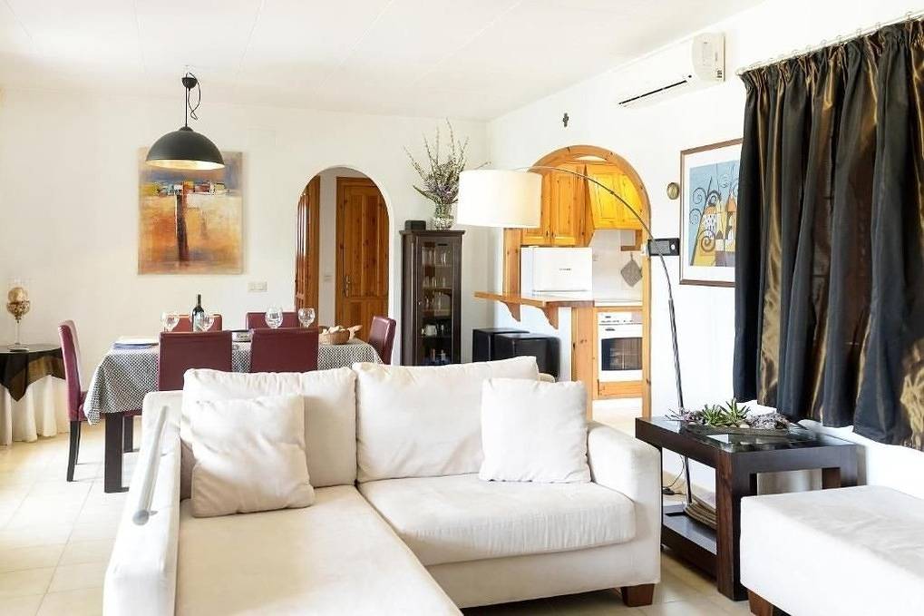 Maison de vacances pour 7 personnes avec balcon in L'Escala, Haut-Ampurdan