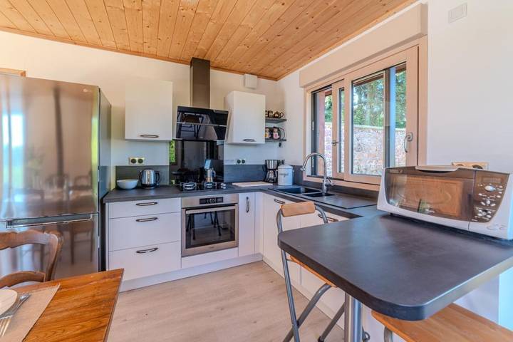 Location de vacances pour 4 personnes, avec balcon et jardin à La Clayette - 3