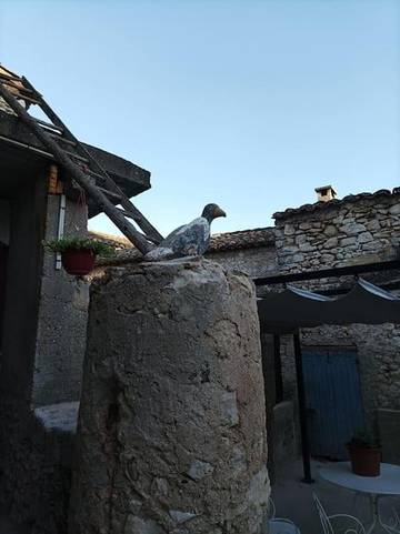 Cottage pour 2 personnes, avec terrasse et jardin, animaux acceptés à Verfeuil