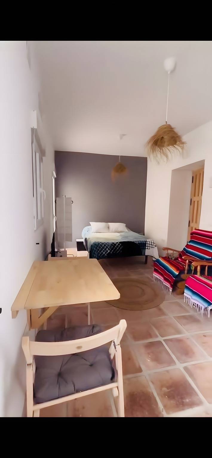 Apartamento entero, Apartamento Tequila, estudio céntrico con aire acondicionado in Casco antiguo de Almuñécar, Almuñecar