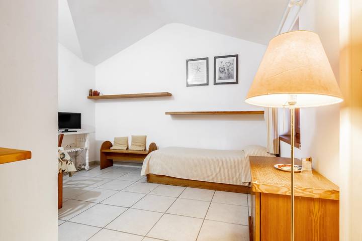 Appartamento intero, Appartamento 'La Capannuccia D' con giardino in comune, Wi-Fi e aria condizionata in Al Cartello, Orbetello