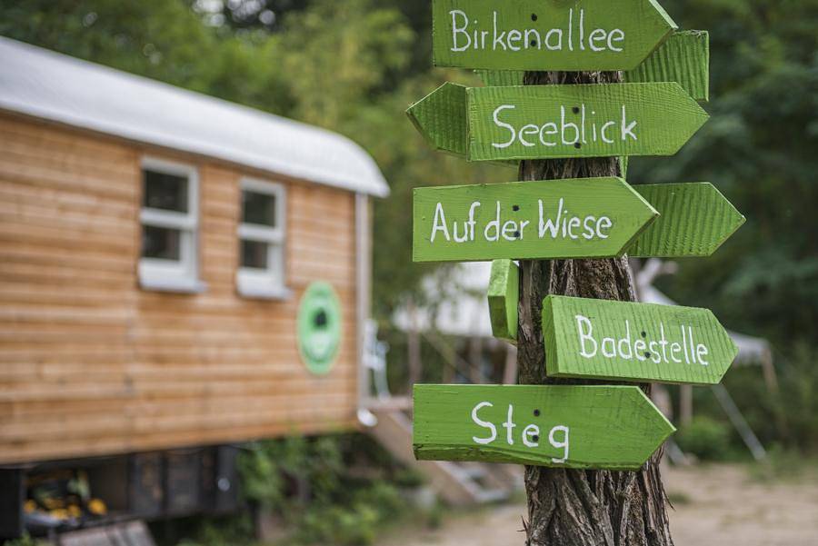 Wohnwagen Bastei aus Ddr Zeiten in Fürstenberg/Havel, Ruppiner Seenland