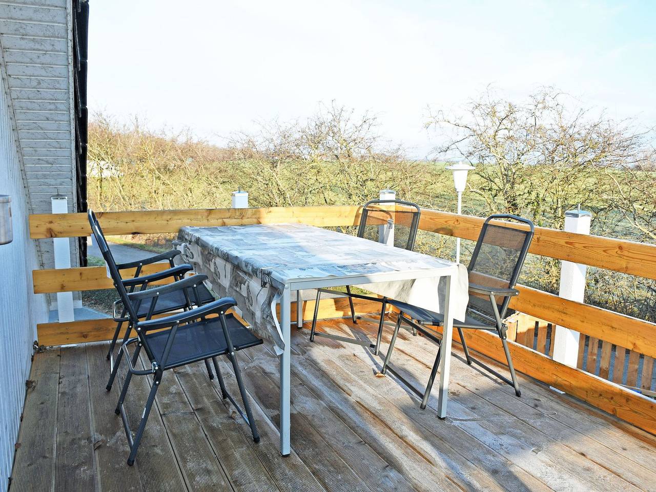 Ganze Ferienwohnung, Trenter Fewo mit Sonnenterrasse - Trenter Fewo mit Sonnenterrasse in Trent, Rügen