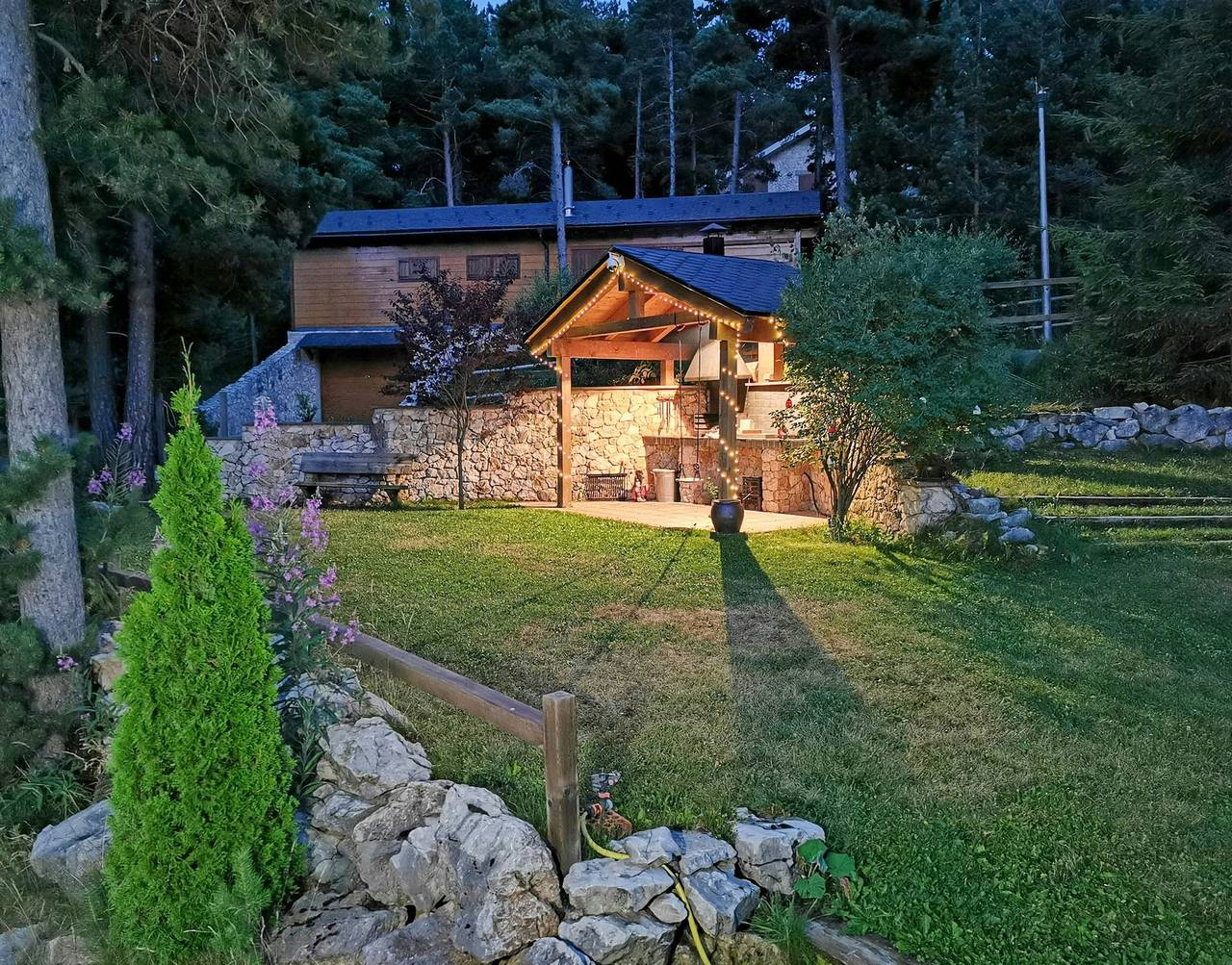 Cabaña de diseño con vistas a la Sierra del Cadí in Estació d'esquí Port del Comte, Pedra y Coma