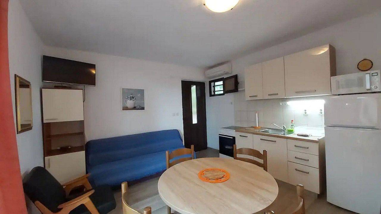 Ganze Ferienwohnung, Ferienwohnung für 2 Personen (25 m²) in Zavala in Zavala, Hvar