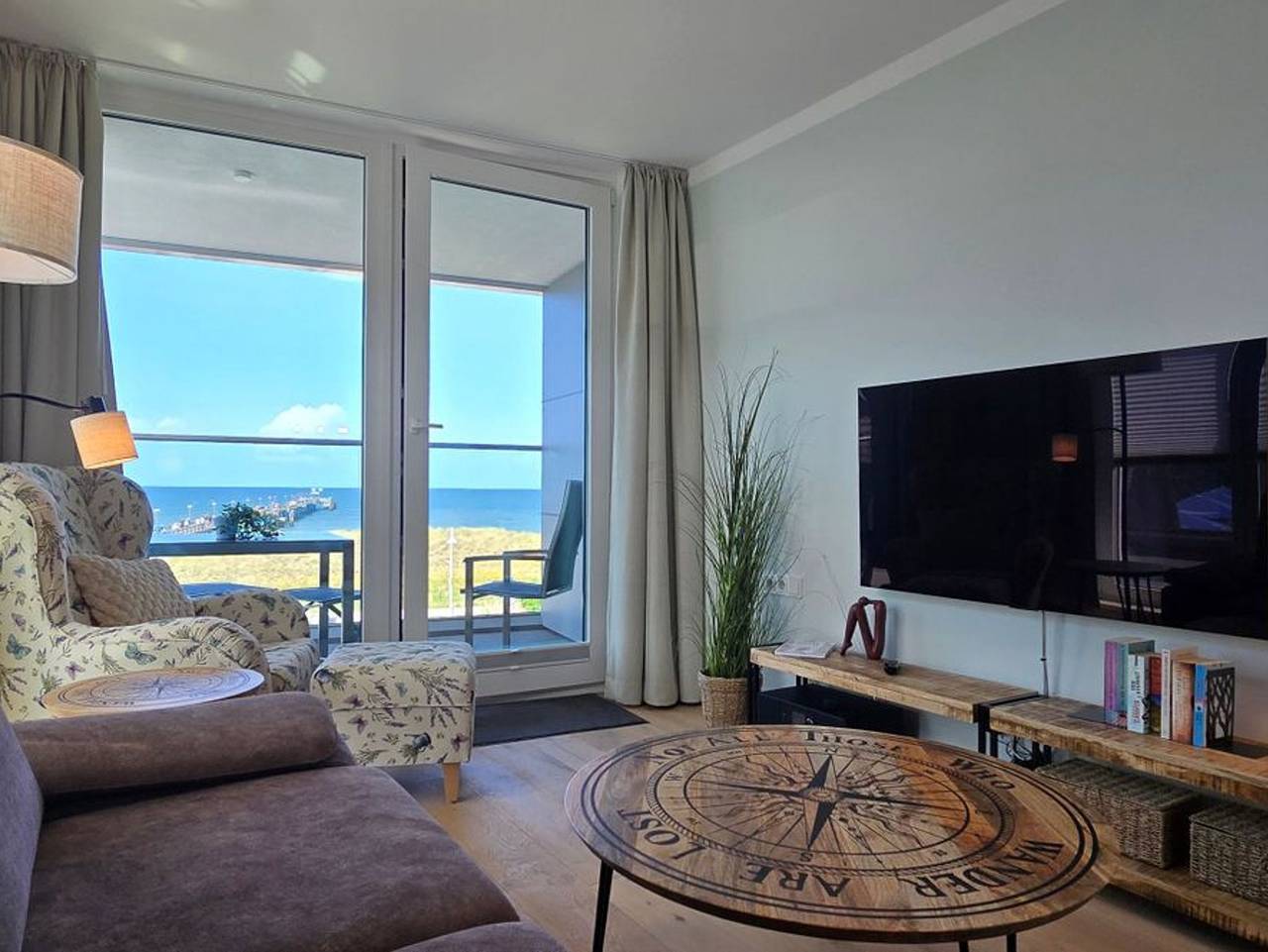 Ganze Ferienwohnung, Ferienwohnung i15 - "Meeresrausch" - Familiäre Auszeit mit Seeblick und einer Sunshower Ir-Uv Panel Dusche in Graal-Müritz in der Ferienwohnung i15 - "Meeresrausch": in Müritzer Wiesen, Graal-Müritz
