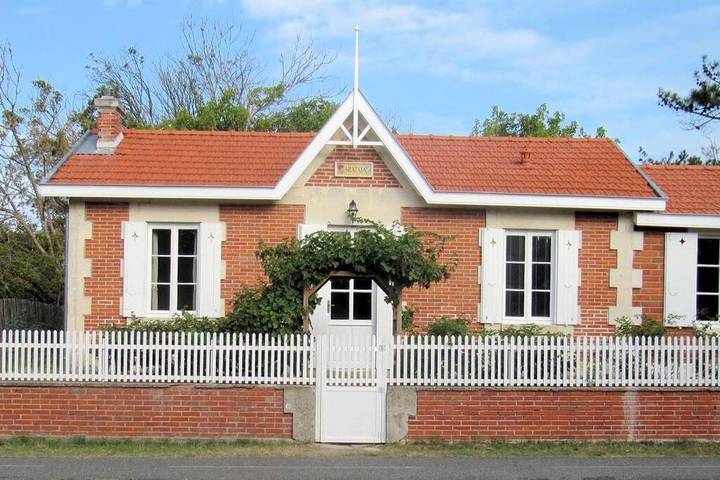 Villa pour 4 personnes, avec jardin et terrasse
