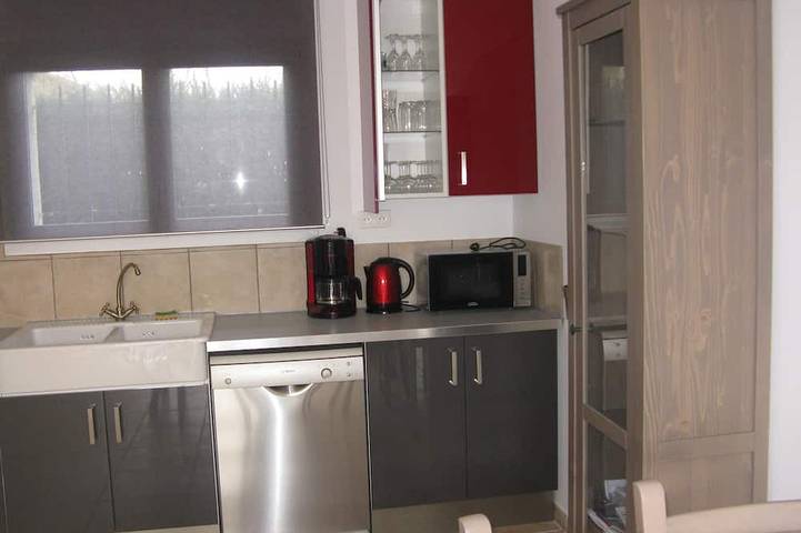 Maison de campagne pour 6 personnes, avec jardin à Saint-Étienne-du-Grès - 2