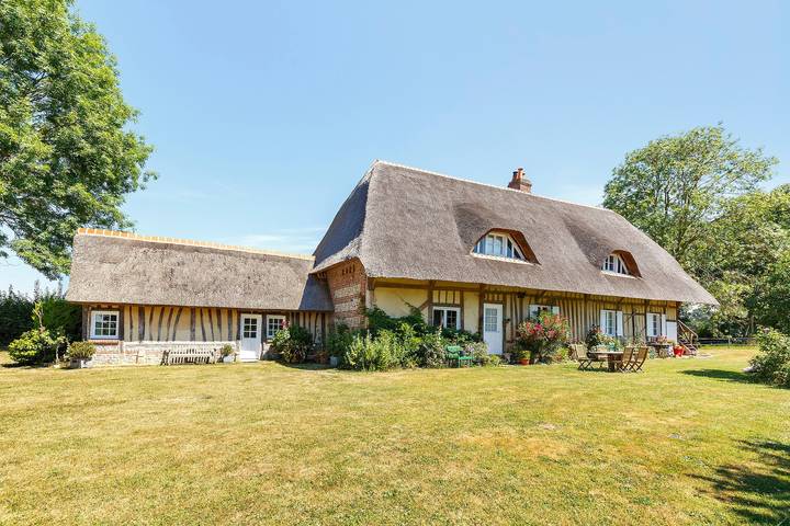 Chambre d’hôte pour 6 personnes, avec Jardin en Normandie