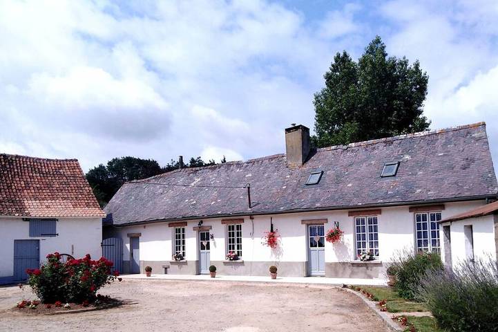 Location de vacances pour 8 personnes, avec Balcon et Jardin à Courset