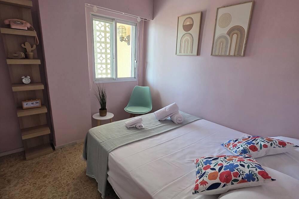 Apartamento entero, Ca Ulises–Frente al mar, pensado para desconectar in Valencia, Costa de Valencia