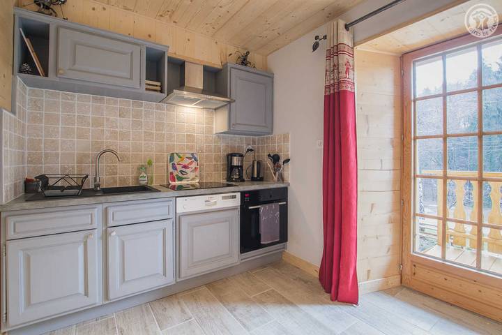 Gîte pour 5 personnes, avec Balcon dans Bauges - 2