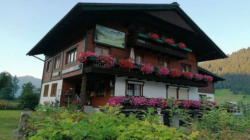Vakantiewoning voor 3 personen, met tuin in Gosau