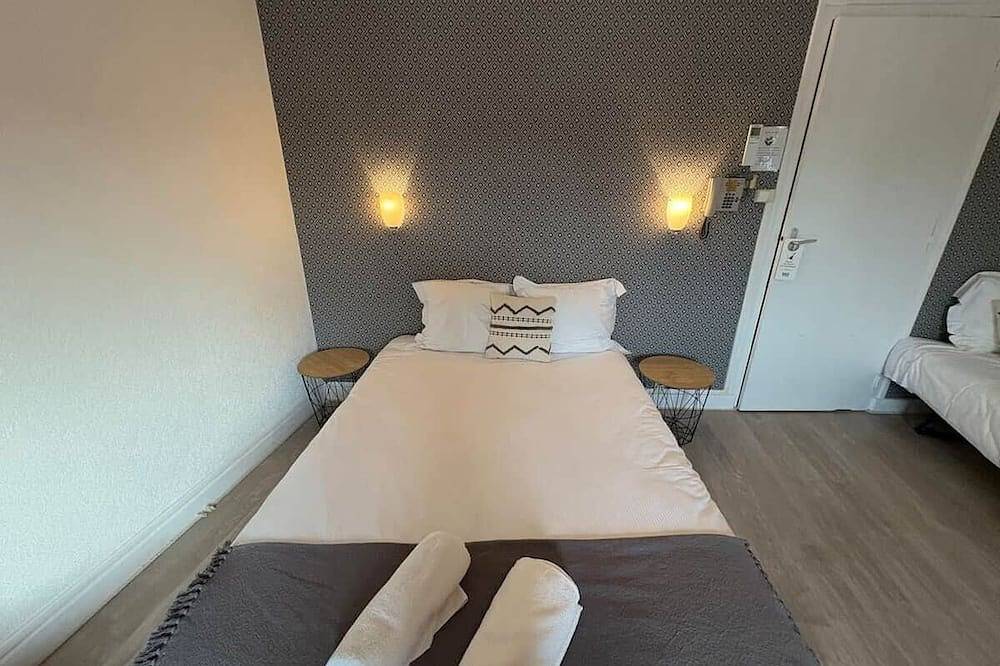 Chambre n°24 : la savane familiale in Paray-le-Monial, Région de Charolles